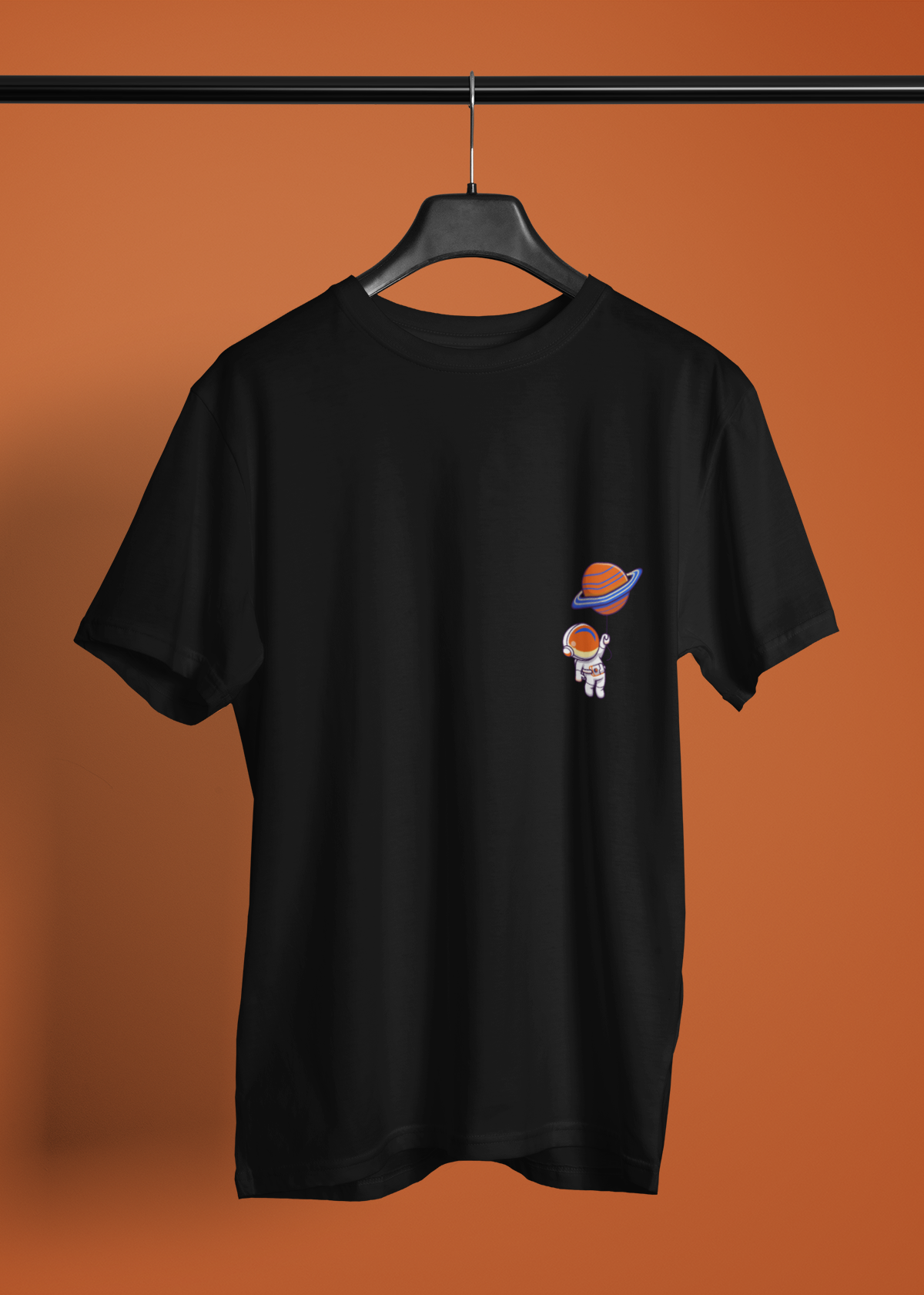 Mini Astronaut with Planet baskılı Bisiklet Yaka Siyah  T-shirt 